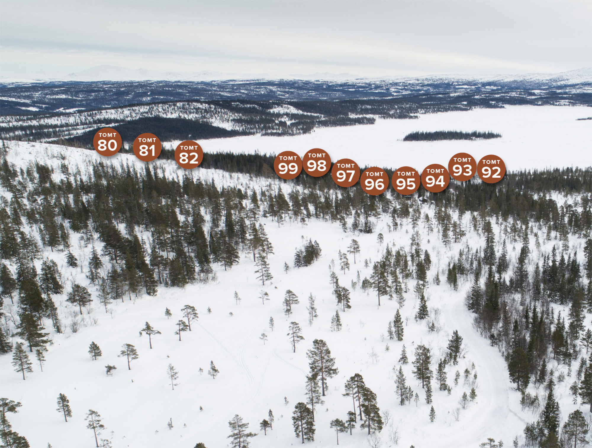 Gammelvollåsen med nummerert tomtekart. Foto